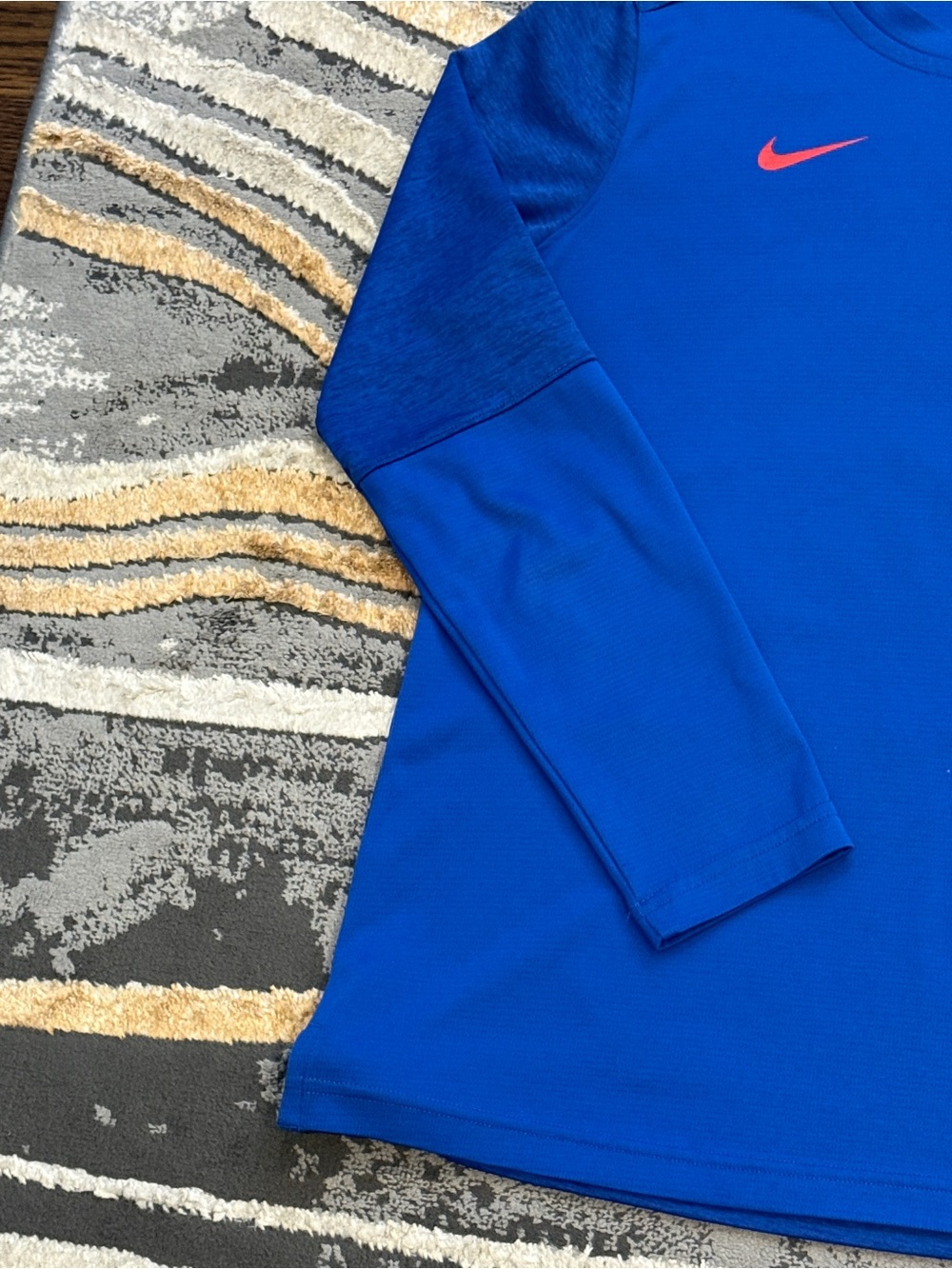 Nike DePaul Blue Demons NCAAW Basketball Dri Fit Long Sleeve T Shirt Womens M - Picture 5 of 10